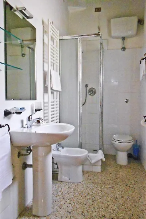 Accogliente Monolocale Nel Centro Di Pisa Apartman