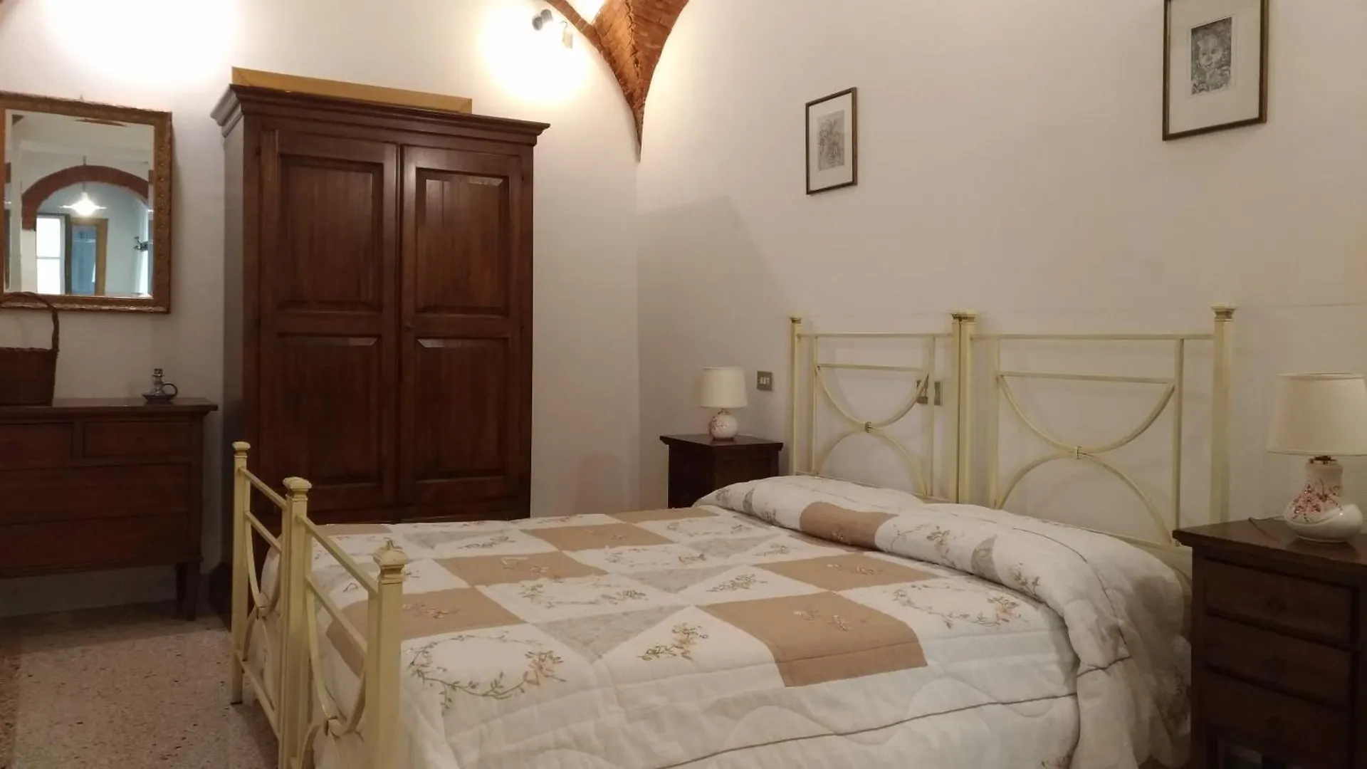 Accogliente Monolocale Nel Centro Di Pisa Apartman